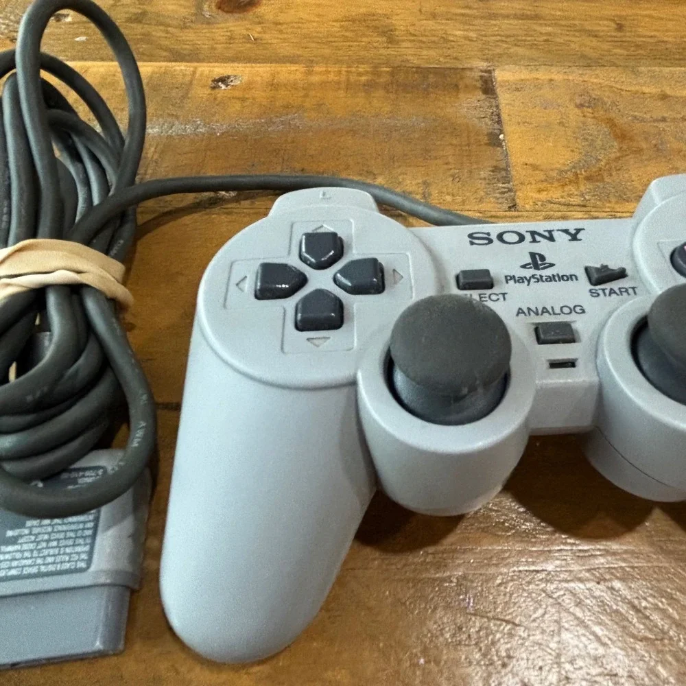 Sony PlayStation DualShock Analog Controller Gray SCPH-1200 PS1 Wired Not Tested